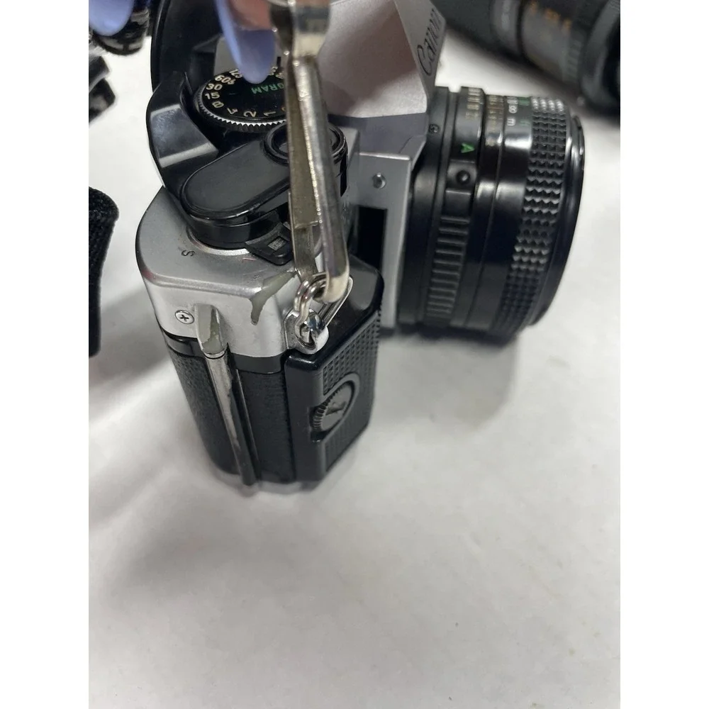 Canon AE-1 Program 35mm SLR Camera 50mm 1:1.8 Canon Lens 1:4.0 Lens Flash Works!